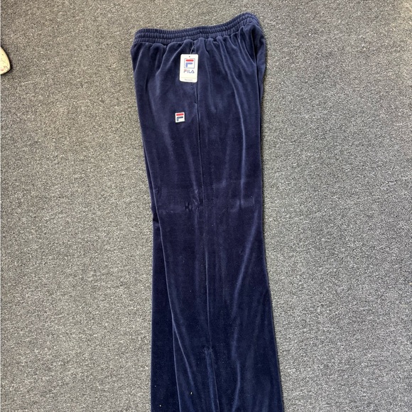 Vintage 90’s Fila Red and Navy Velour Tracksuit - Picture 3 of 4